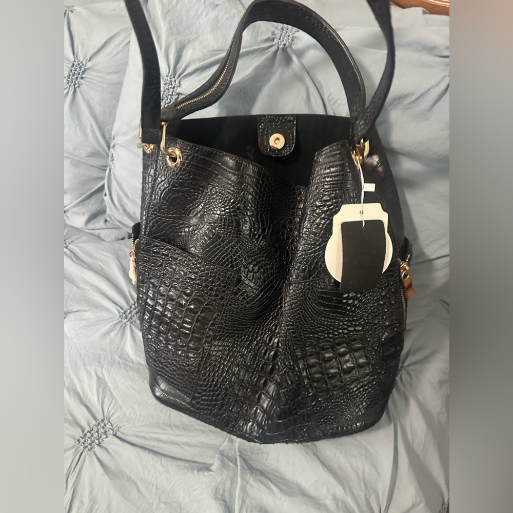 Discontinued Handbag Republic Purse NWT – Black Hobo Satchel